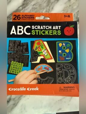 Crocdile Creek Bundle Set ABC Scratch Art Stickers - Blue/Green/Orange. Tix toc